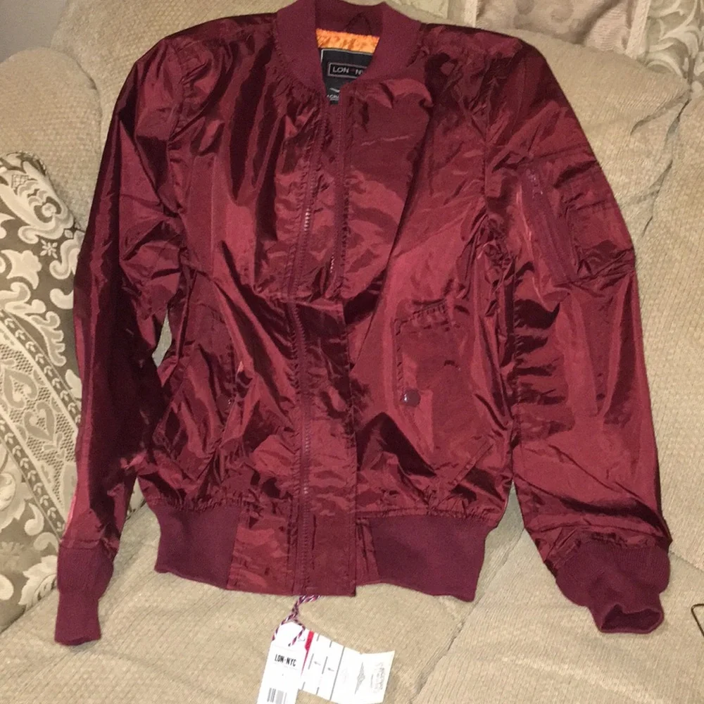🍷 NWT LON - NYC Across the Pond Bomber Jacket